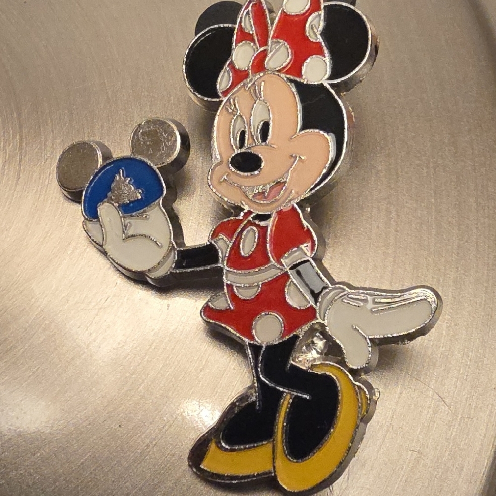 Disney Pin – Minnie Mouse Disney Collector Trading Pin